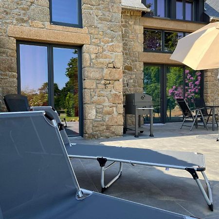 Maison D'Hote Avec Sauna Et Jacuzzi A La Campagne Les Portes du Coglais Екстериор снимка