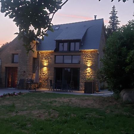 Maison D'Hote Avec Sauna Et Jacuzzi A La Campagne Les Portes du Coglais Екстериор снимка